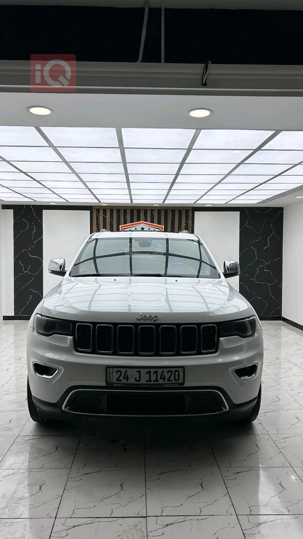 جيب جراند شيروكي